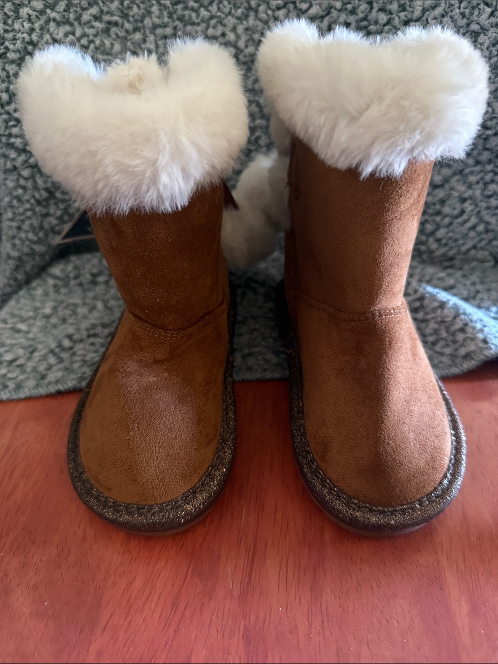 Sugar Kids Tan Faux-Suede Boots with White Faux-Fur Cuff with light up lights
